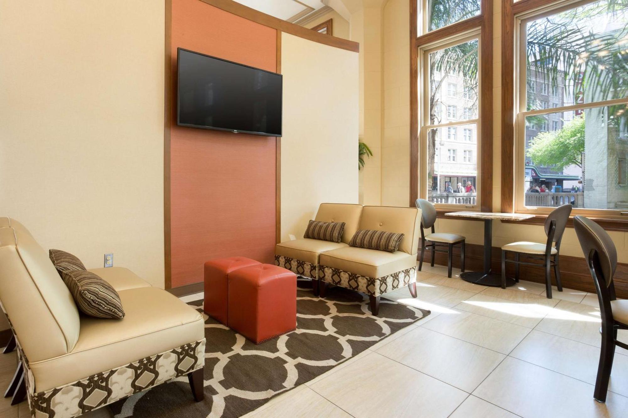 Drury Inn & Suites San Antonio Riverwalk Ngoại thất bức ảnh